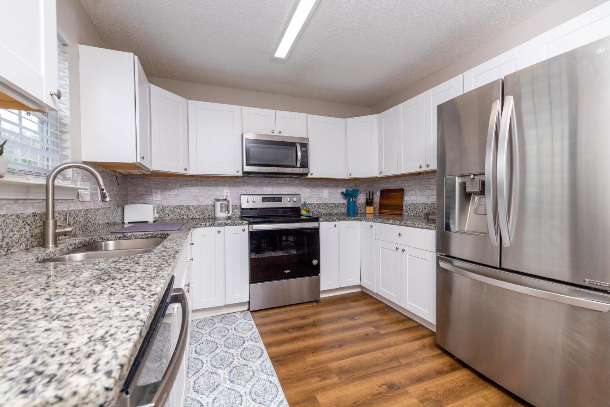 Queen City Family-Friendly Entire House, Charlotte Exteriör bild