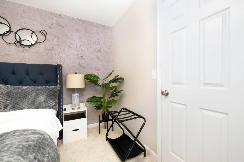 Queen City Family-Friendly Entire House, Charlotte Exteriör bild